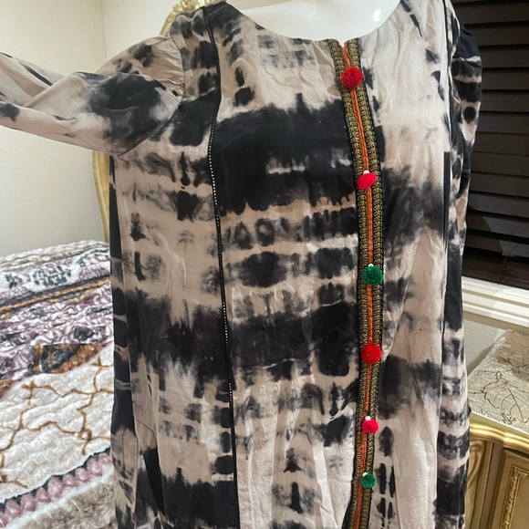 Pakistani branded dress - Picture 6 of 14